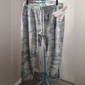 ATHLETA Farallon Jogger in Fog Camo Coast Grey NWT